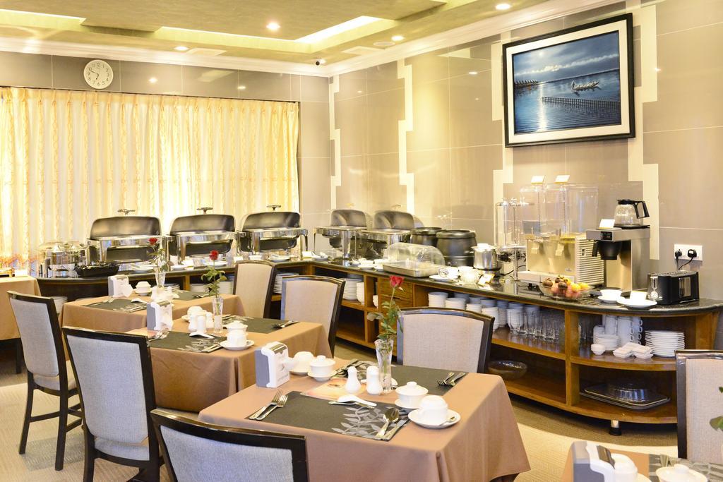 Hotel Grand United - 21St Downtown Yangon Bagian luar foto